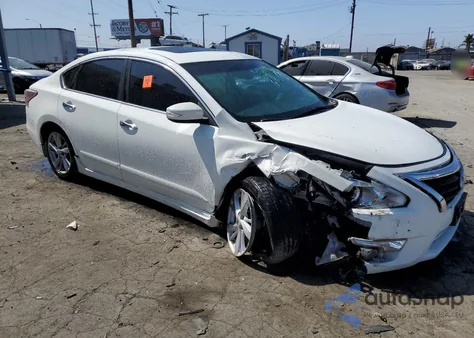 2015 Nissan Altima 2.5 from USA, damaged, VIN 1N4AL3AP1FC599142